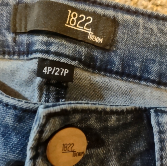 1822 Denim Blue Jeans - Picture 3 of 15